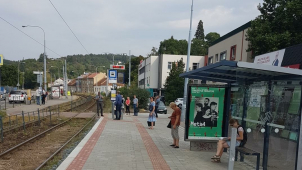 Oprava zastávek Svratecká je v polovině, budou bezbariérové