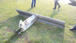 Policie pátrá po troskách letadla