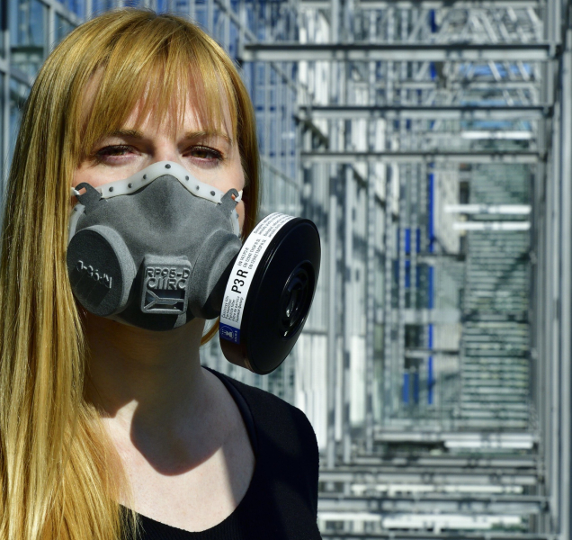 Regionální firma vyrábí filtry do masky pro zdravotníky