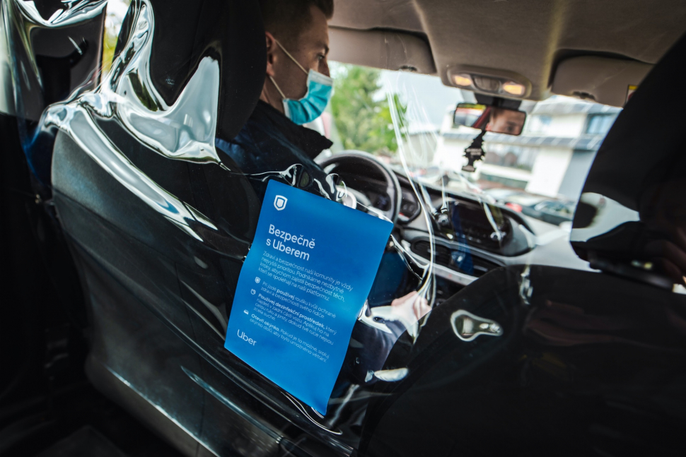 Uber umožní pomocí PINu kontrolu, zda nasedáte do správného auta