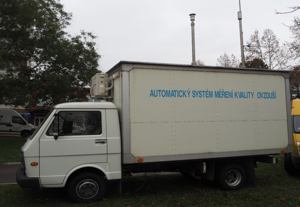Speciální vůz změří kvalitu ovzduší na náměstí Svobody